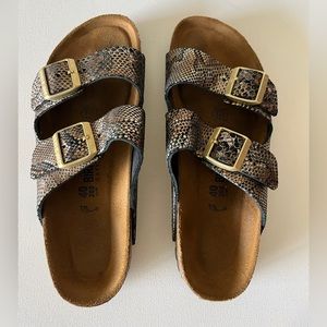Birkenstock - Arizona Sandals